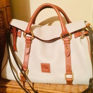 🌺 Dooney & Bourke 🌺 Florentine Satchel